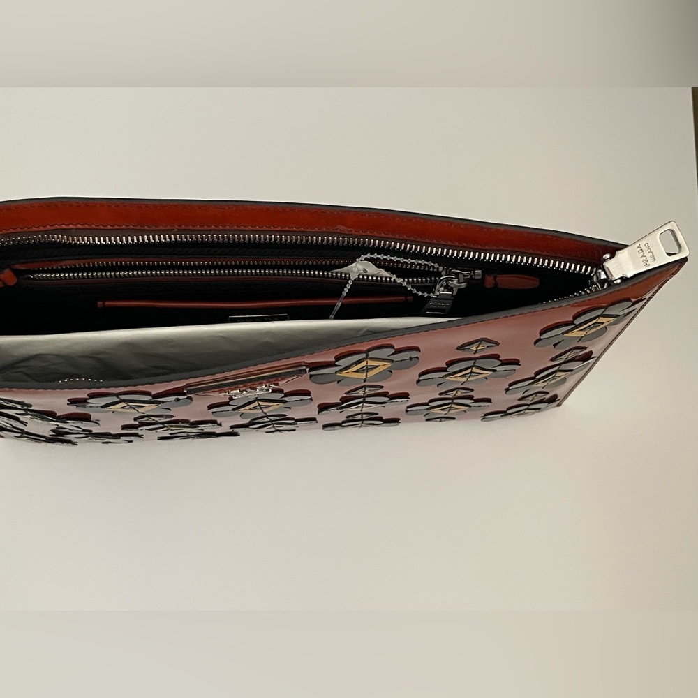 PRADA Brushed Leather Zip Clutch Bag w/Laser Cut Flowers, Caramel, NEW - Picture 7 of 16